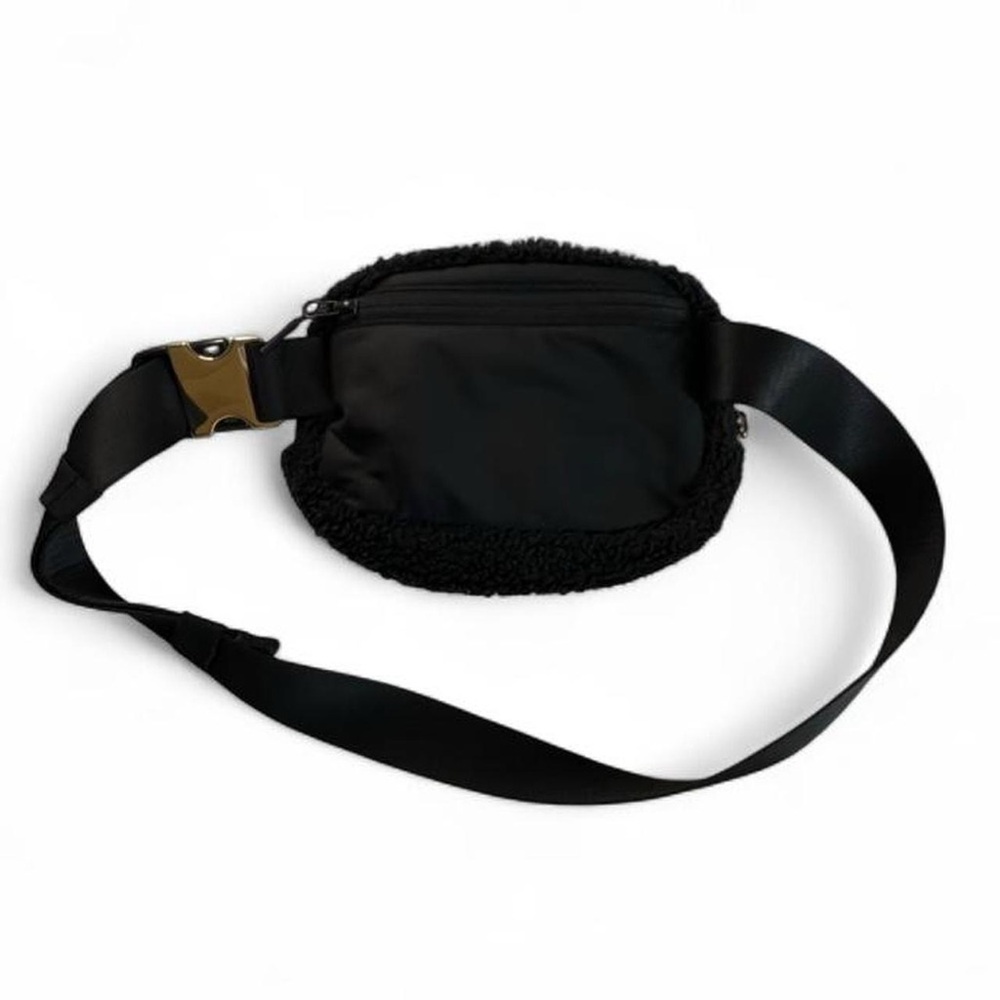 Lululemon 1L Fleece Everywhere Belt Bag Black with Gold Hardware - Picture 2 of 6